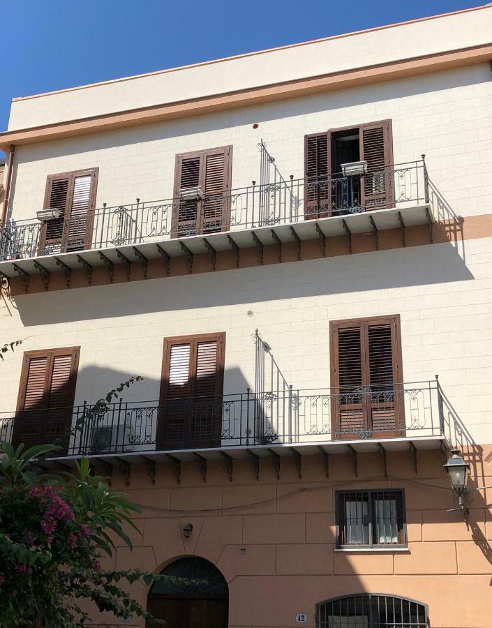 Le Quattro Chiavi Appartement Palermo Buitenkant foto